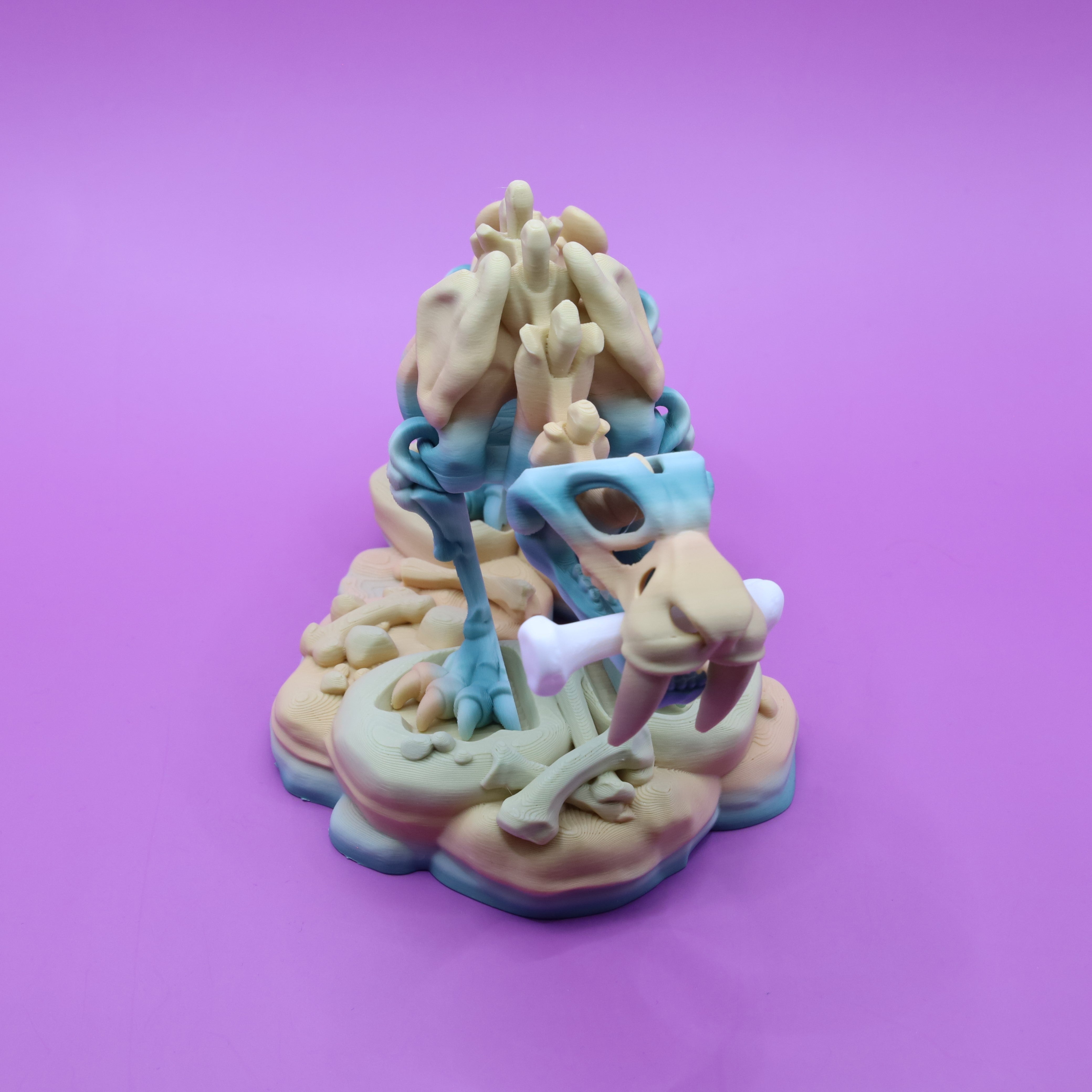 Skeleton Saber-Tooth Tiger